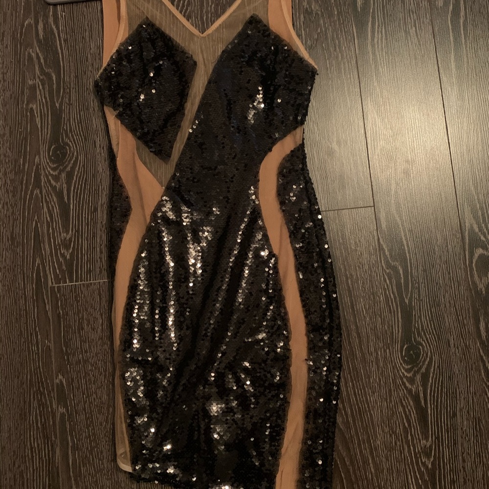 A dress size small. Wore once